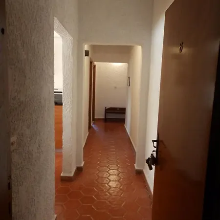 Emmanuel Apart-hotel