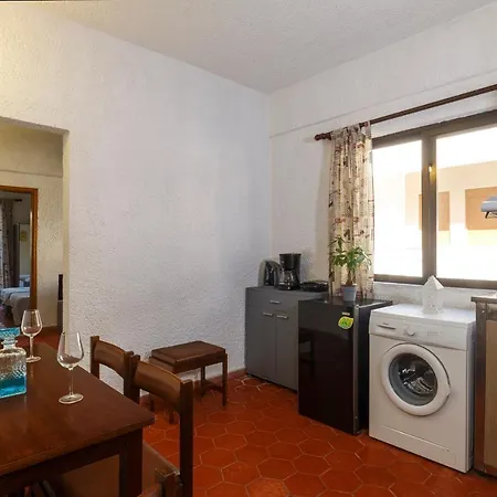 Emmanuel Apart-hotel Rhodes City