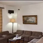 Emmanuel Aparthotel 4*