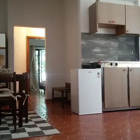 Hotel de apartamente Emmanuel 4*