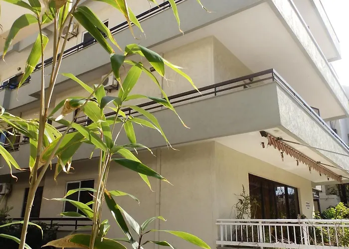 灵光公寓酒店 4*