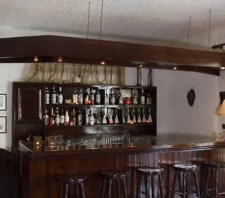 Emmanuel Lägenhetshotell 4*