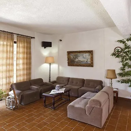 Emmanuel Aparthotel 3*